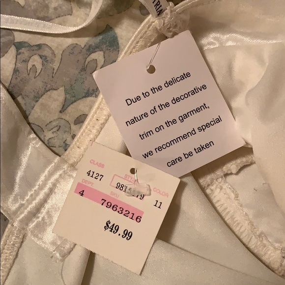 High-Low Formal Dress - Picture 7 of 7